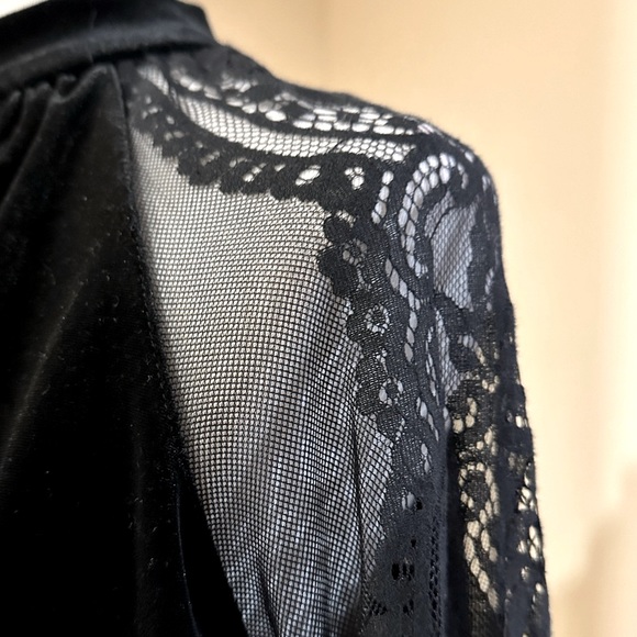 Black Velvet Lace Top - Picture 7 of 9